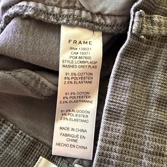 Frame Denim Le Crop High-Rise Mini Boot Crop Jeans. - Picture 8 of 10